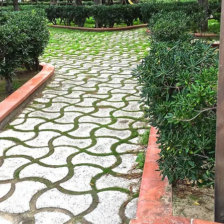 Village Gemini Aparthotel