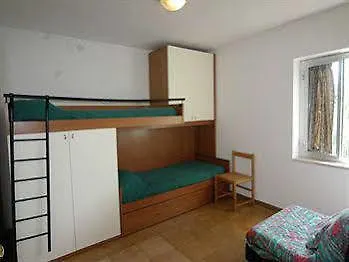 Village Gemini بيسْكيتْشّي